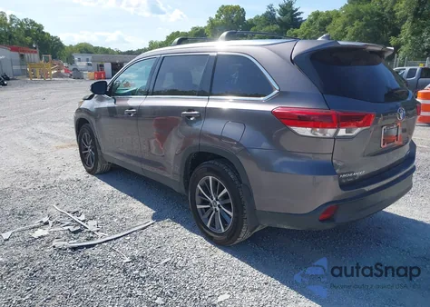 2019 Toyota Highlander Xle из США, поврежденный, VIN 5TDJZRFH2KS578242